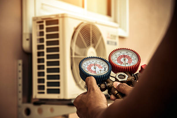 Professional Ac Installation technician working in The Plains, VA